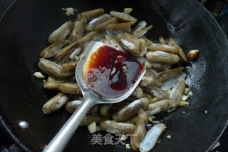 Sauce Fried Razor Clams recipe