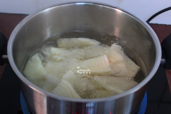 Braised Bamboo Shoots in Soy Sauce recipe