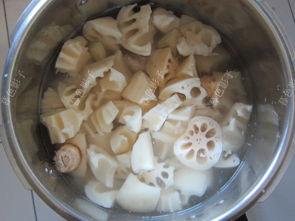 Pork Bone Lotus Root Soup recipe