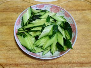 Fried Goose Eggs with Cucumber recipe