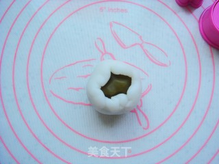 Cartoon Snowy Moon Cake recipe