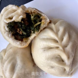 Noodles Diced Pork Bun recipe