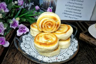 Fried Noodles and Fried Oil Rolls recipe