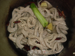 Fried Pig Small Intestines with Onions recipe