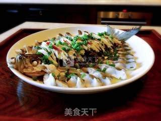 Steamed Taihu White Fish recipe