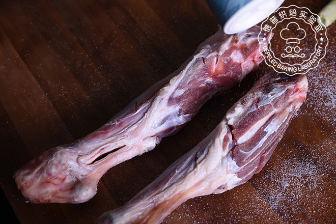 Tender Roast Leg of Lamb recipe