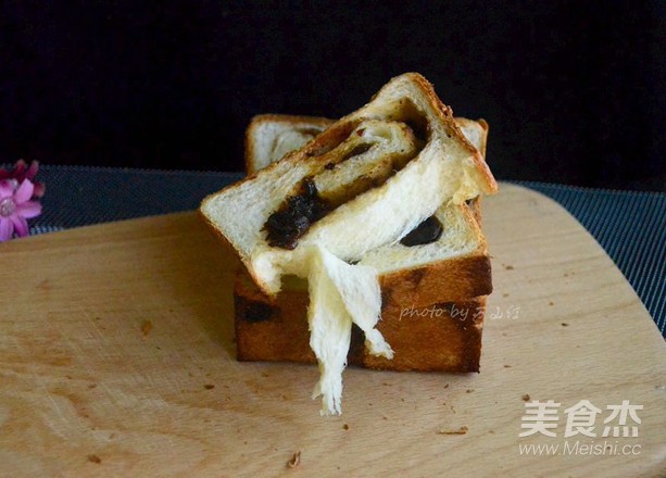 Cinnamon Longan Dry Toast recipe