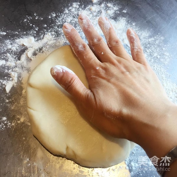 Intoxicating Soviet-style Moon Cakes recipe