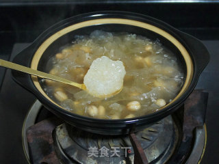 Peanut Tremella Congee recipe