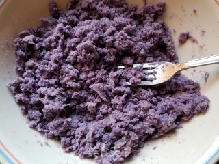 Purple Sweet Potato Sago Crystal Bag recipe