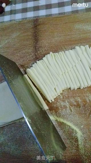 Hand-rolled Noodles with Noodles recipe