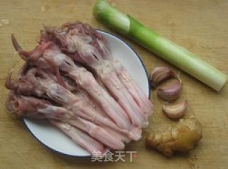 〖sauce-flavored Stewed Duck Tongue〗------summer Snack with Wine "duck Earn" recipe