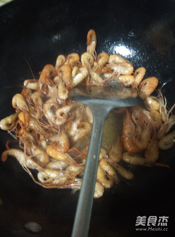 Fried Leek with Prawns recipe