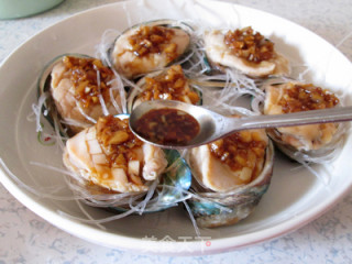 Steamed Abalone with Garlic Vermicelli recipe