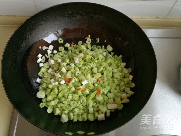 Noodles with Beans and Pleurotus recipe