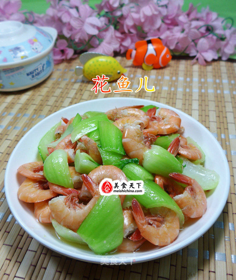 Stir-fried Sea Prawns with Vegetable Stems