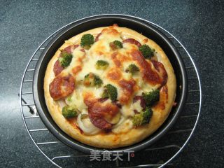 Salami Pizza-a Quick Breakfast recipe