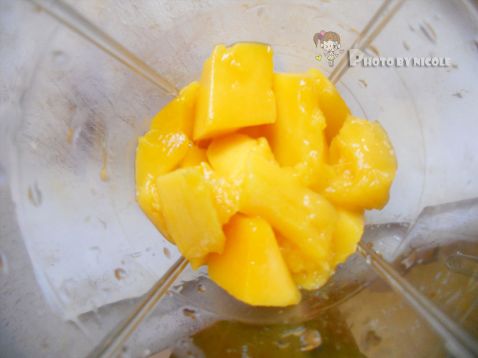 Mango Milkshake recipe