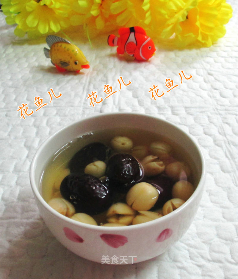 Sweet Jujube and Lotus Seed Soup recipe