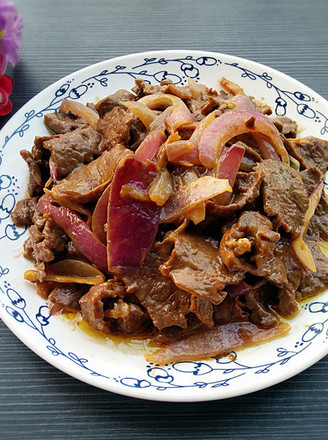 Stir-fried Beef with Curry