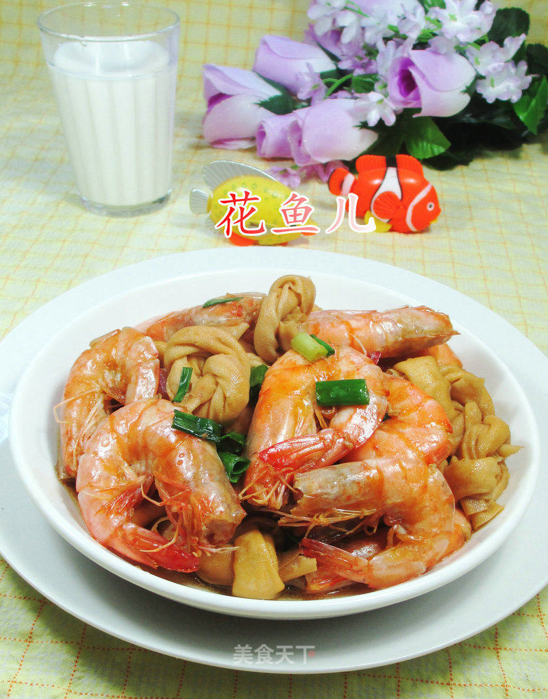 Thousands of Knotted Fresh Shrimp recipe