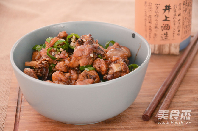 Weishan Commune Liuyang Cuisine: Stir-fried Chicken with Tea Oil recipe