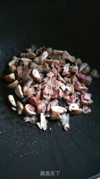 Savory Black Straw Mushroom Bacon Pizza recipe
