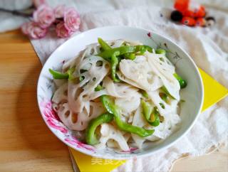 Fried Lotus Root Slices with Green Pepper recipe