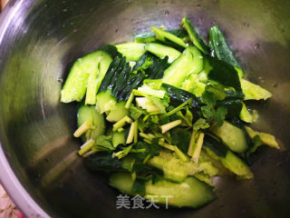 Cucumber with Pork Head recipe