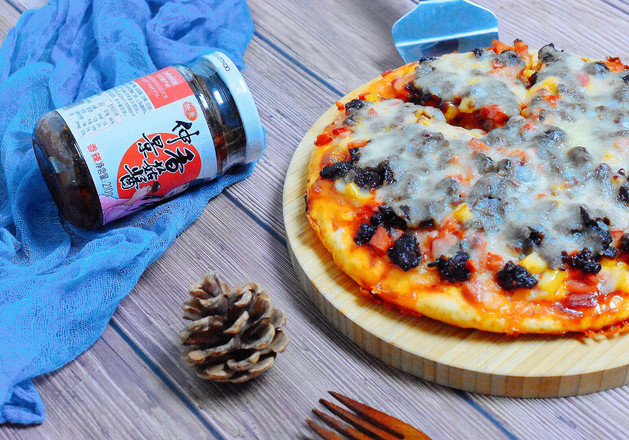 Pizza with Shiitake Sauce recipe