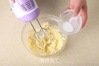 Charming Coconut Flower Bread recipe