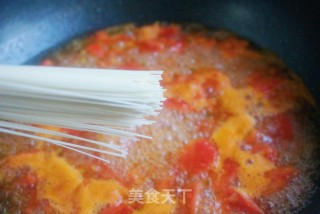 Tomato and Egg Noodles recipe