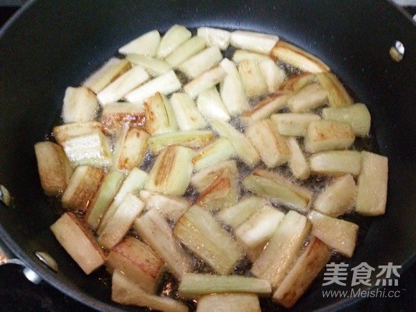 Eggplant Braised in Sauce recipe