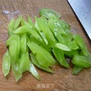 Stir-fried Lettuce with Bacon and Egg recipe