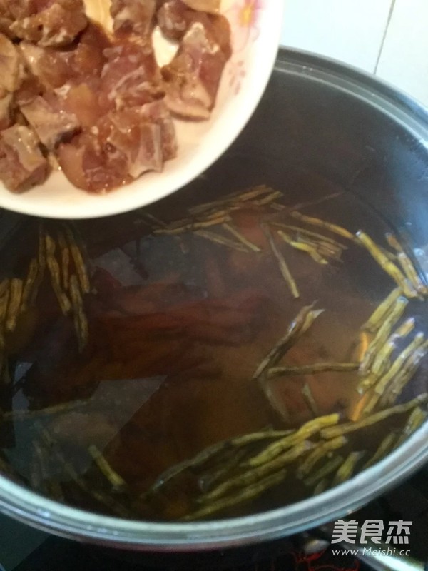Dendrobium Spare Ribs Soup recipe