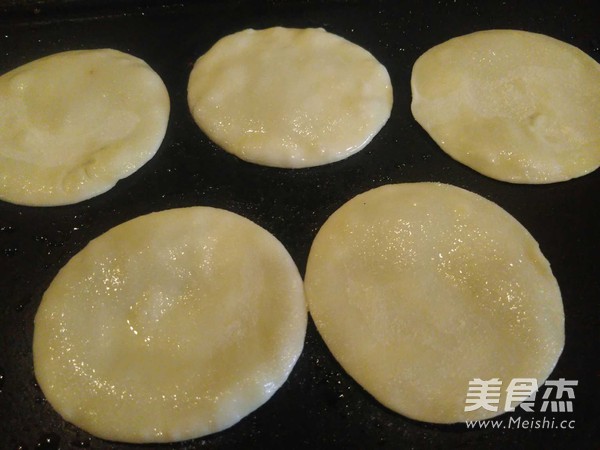 Mini Dumpling Crust Pizza recipe