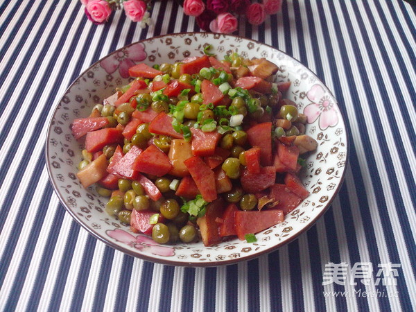 Stir-fried Pork Sausage with Beans and Mushrooms recipe