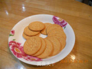 Biscuit Burger recipe