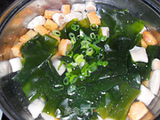 Assorted Fish Ball Seaweed Soup recipe