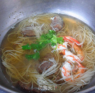 Good Soup for Autumn Moisturizing-shrimp and Beef Noodle Soup recipe