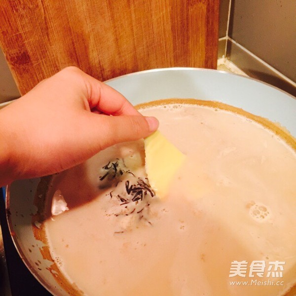 Fragrant Cheese Milk Tea recipe