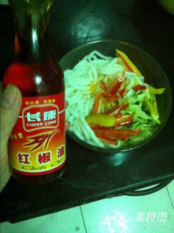Bell Pepper Rice Noodles with Cold Sauce recipe