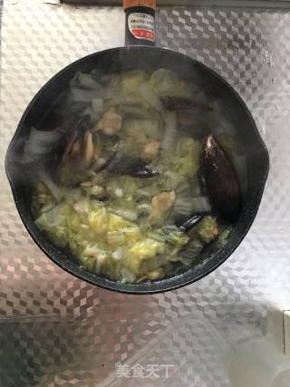 Cabbage Mussel Soup recipe