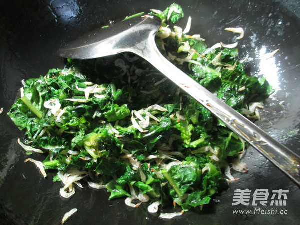 Stir-fried Lettuce Leaves with Shrimp Skins recipe