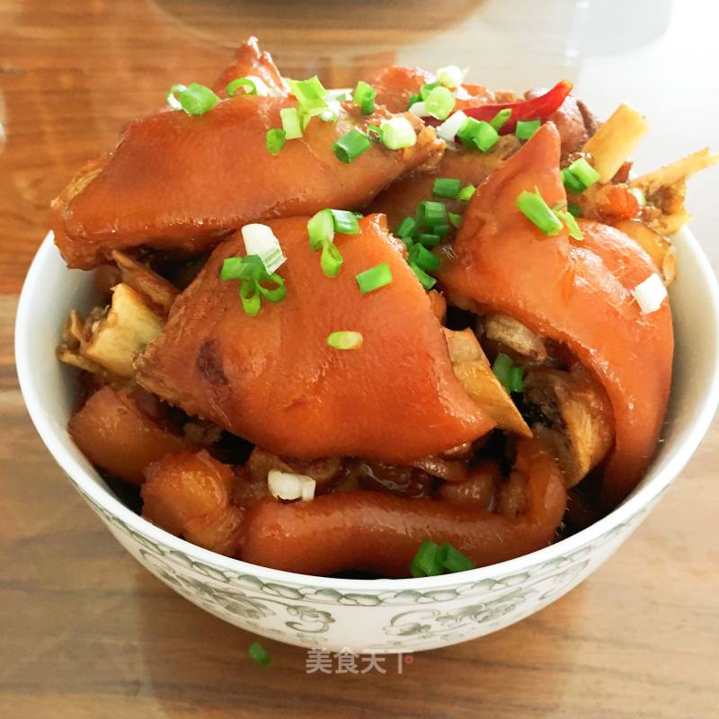 Roast Pork Feet recipe