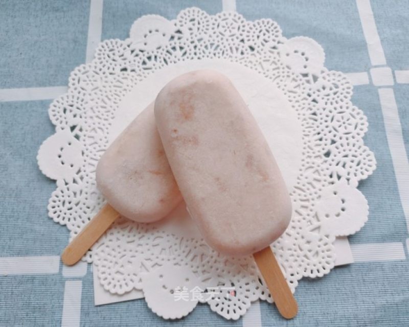 Strawberry Pudding Ice Cream recipe