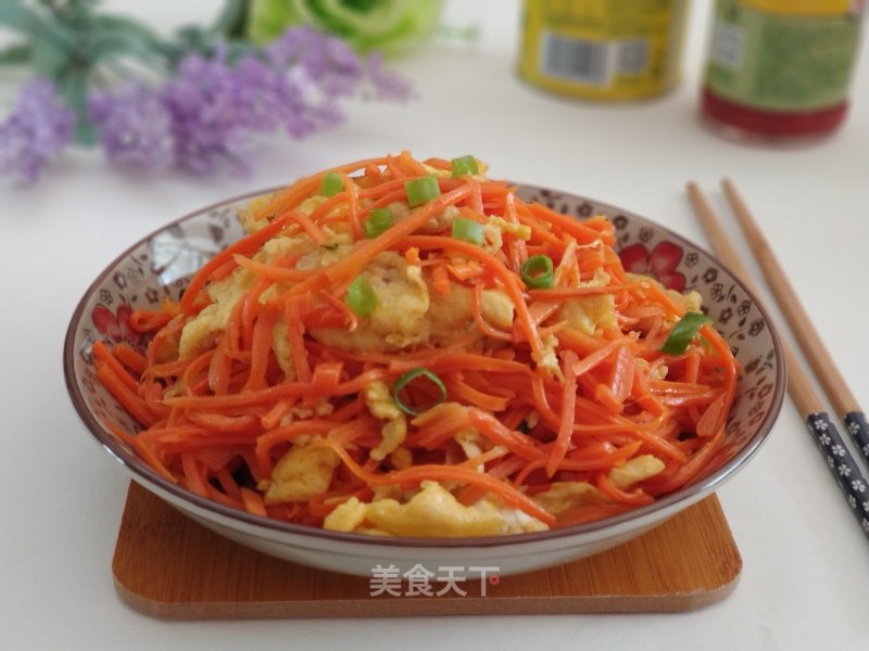 Scrambled Eggs with Carrots recipe
