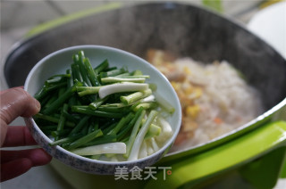 Fried Noodles with Shrimp and Bean Sprouts recipe