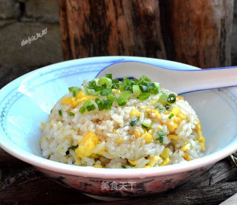 Fried Rice with Chives and Egg