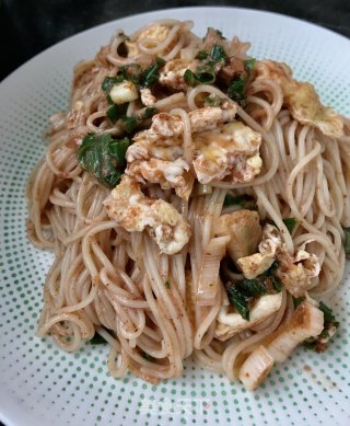 Fried Noodles with Egg and Shrimp Paste recipe